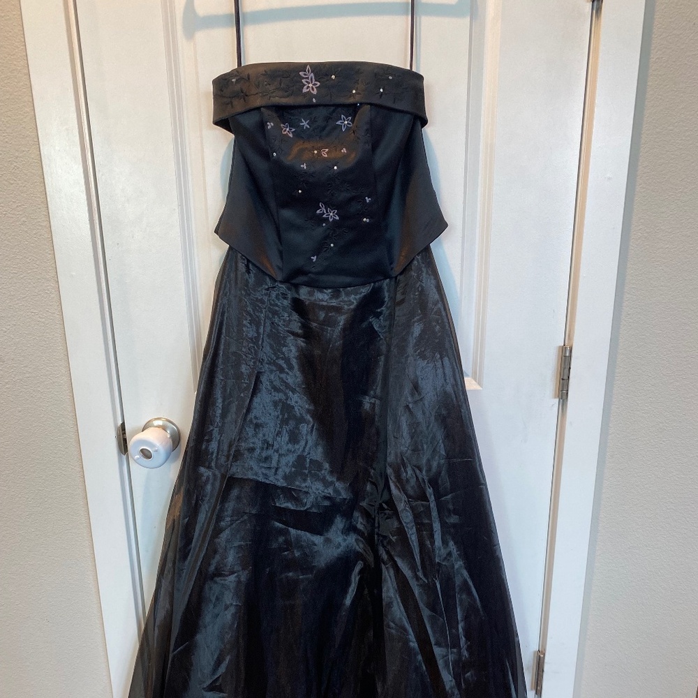 Prom dress, early 2000’s